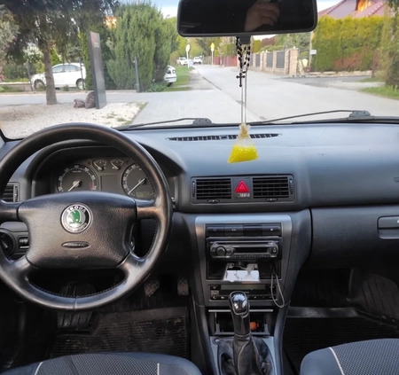 Skoda Octavia cena 8000 przebieg: 317000, rok produkcji 2005 z Rzeszów małe 29